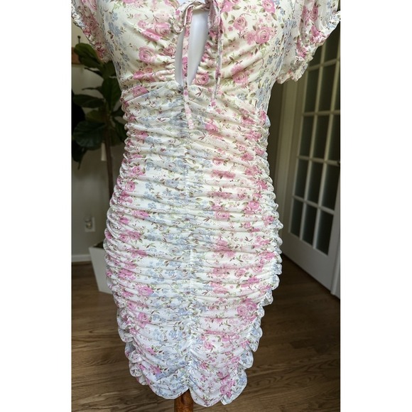 Madden NYC Sweetheart Cut-Out Bodycon Ruched Dress Floral Country Western Size M - Picture 3 of 8